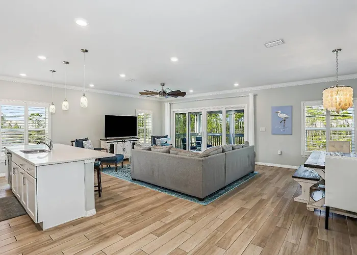 Living Coastal Style * Pensacola